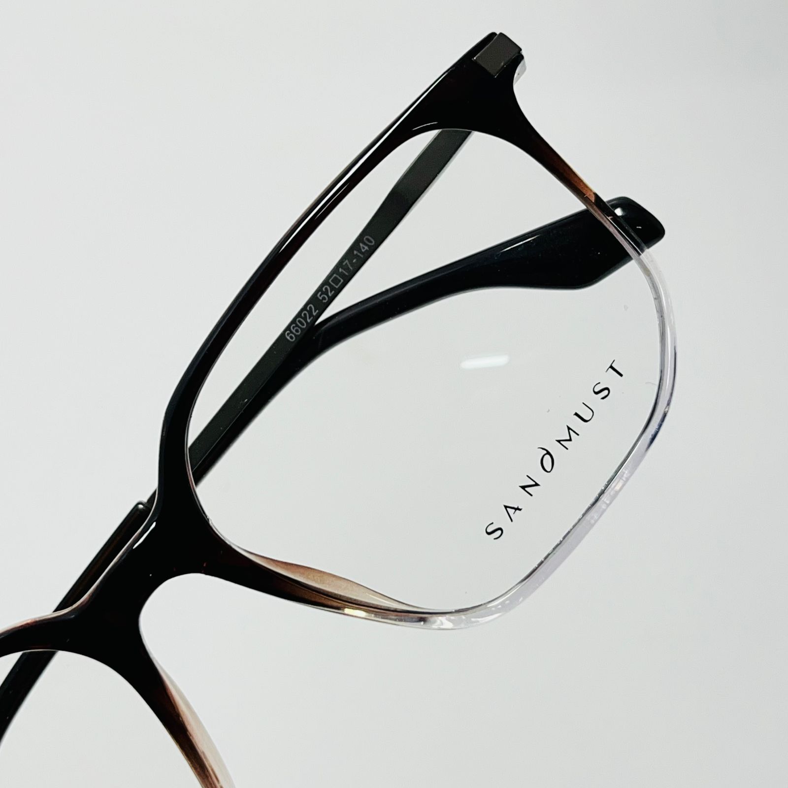 Spexone Sandmust Rim Square Eyewear