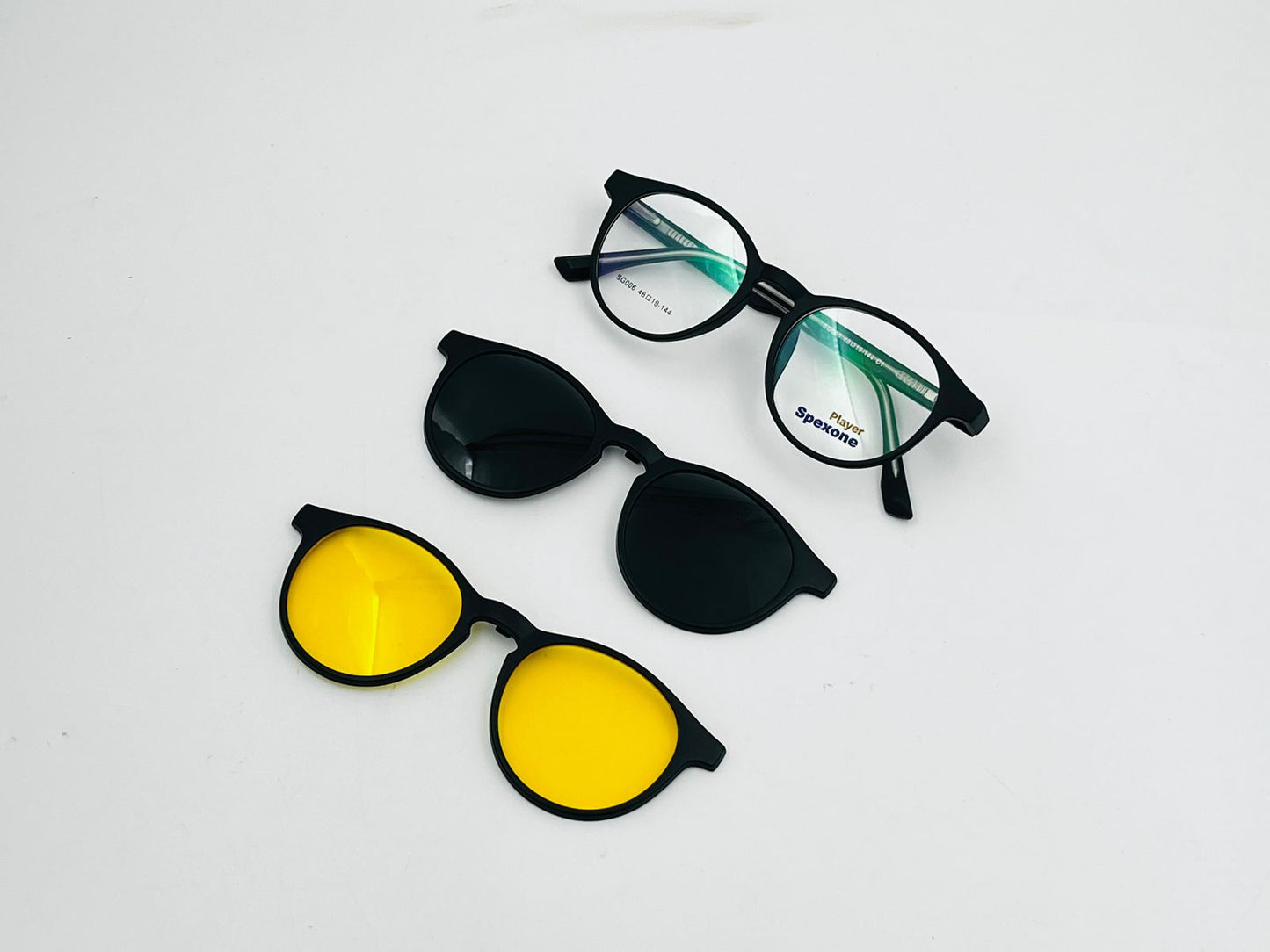 Spexone player SG006 Series: Black Frame with Transparent Lens