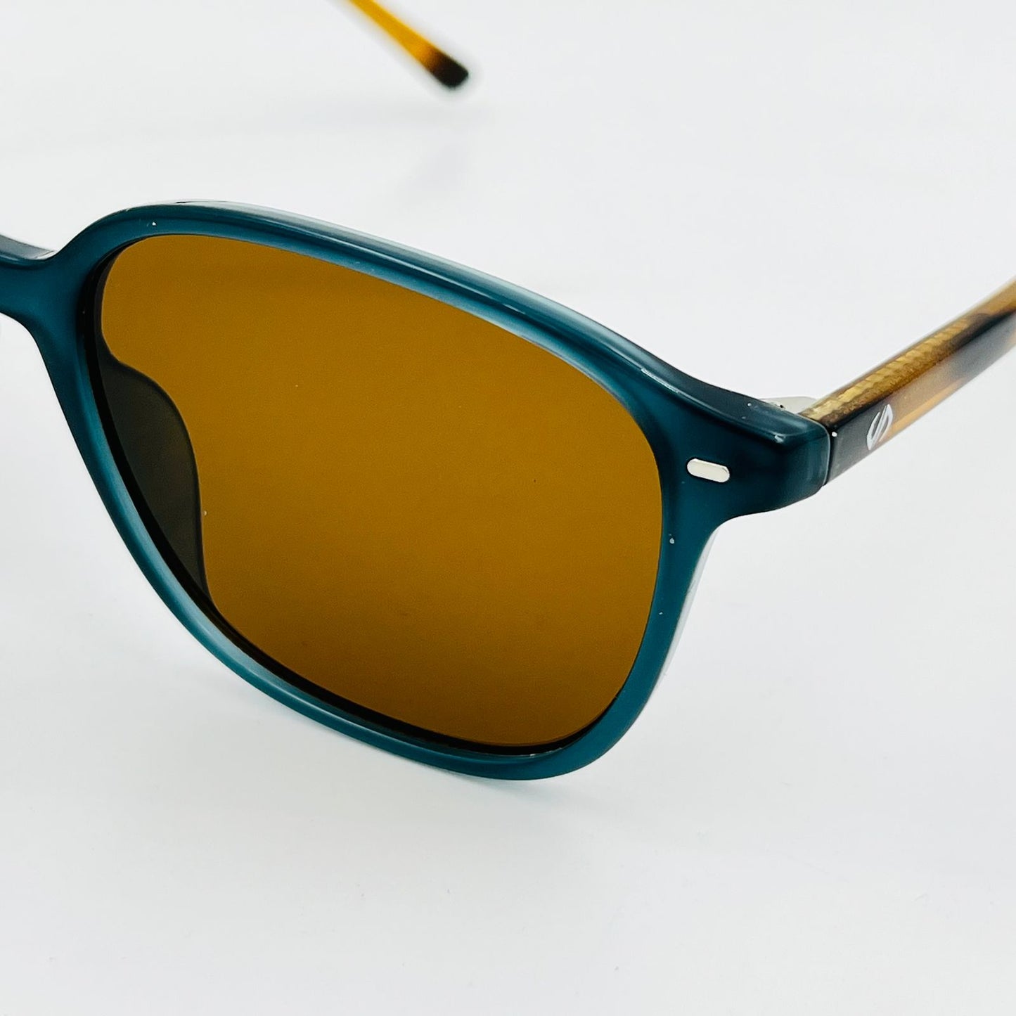Spexone Specsmith Series:	Petrol Blue Frame with Amber tint Lens