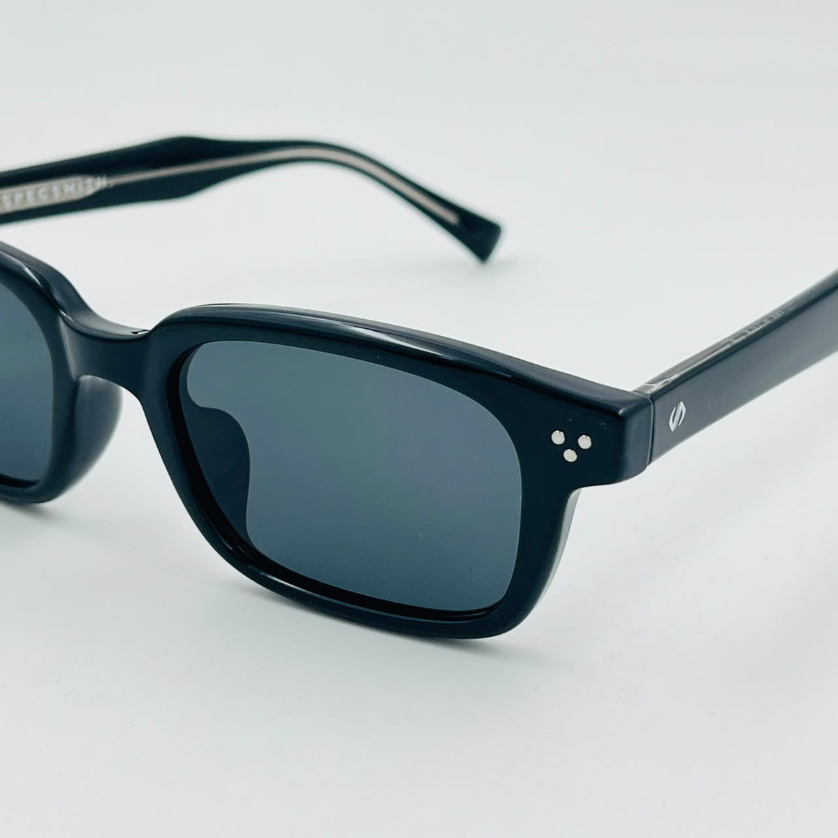 Spexone specsmith glossy black recatngular: premium sunglass for man & woman